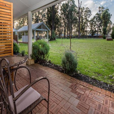 Inn The Tuarts Guest Lodge Busselton Accommodation - Adults Only Exterior photo