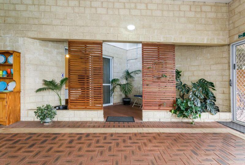 Inn The Tuarts Guest Lodge Busselton Accommodation - Adults Only Exterior photo