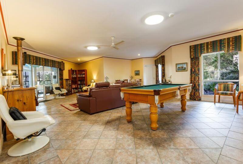 Inn The Tuarts Guest Lodge Busselton Accommodation - Adults Only Exterior photo