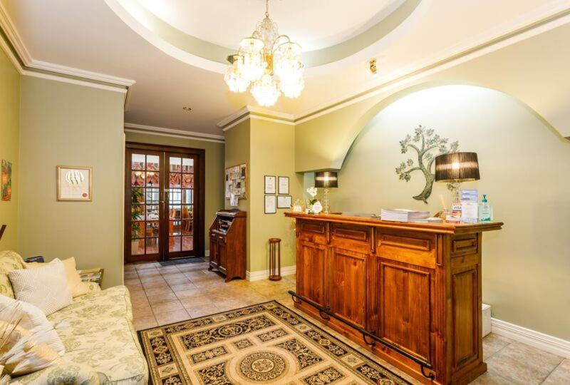 Inn The Tuarts Guest Lodge Busselton Accommodation - Adults Only Exterior photo