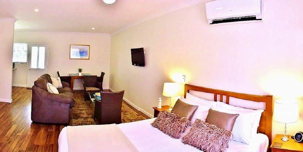 Inn The Tuarts Guest Lodge Busselton Accommodation - Adults Only Exterior photo