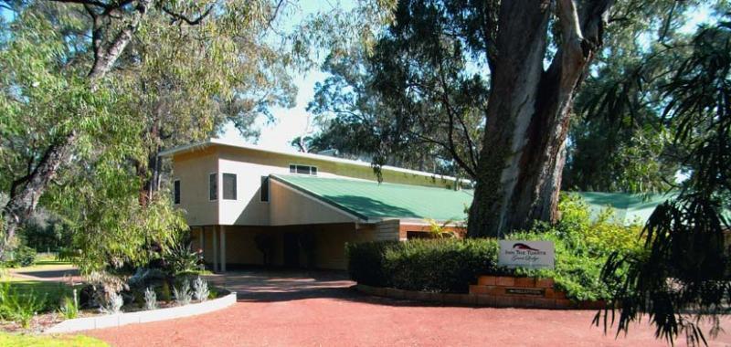 Inn The Tuarts Guest Lodge Busselton Accommodation - Adults Only Exterior photo