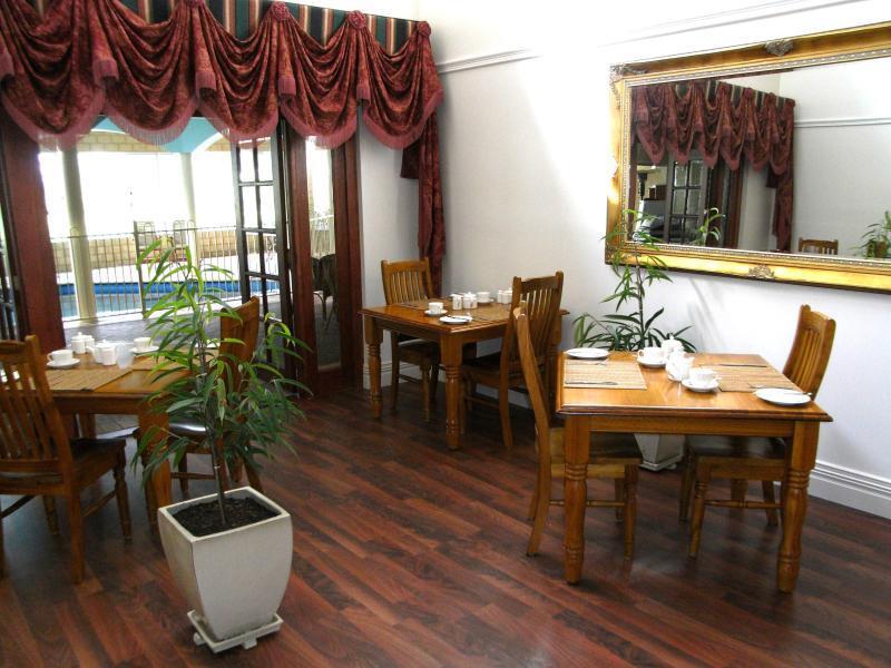 Inn The Tuarts Guest Lodge Busselton Accommodation - Adults Only Exterior photo